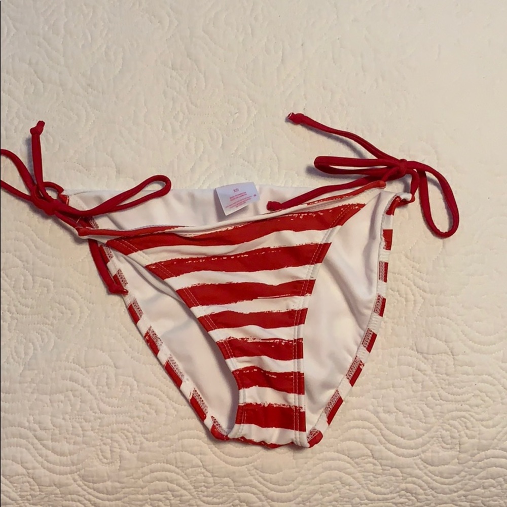 Bathing suit bottoms